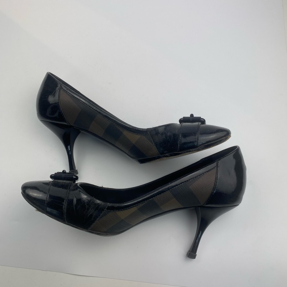 Burberry Brown Check Patent-Trim Buckle Pumps